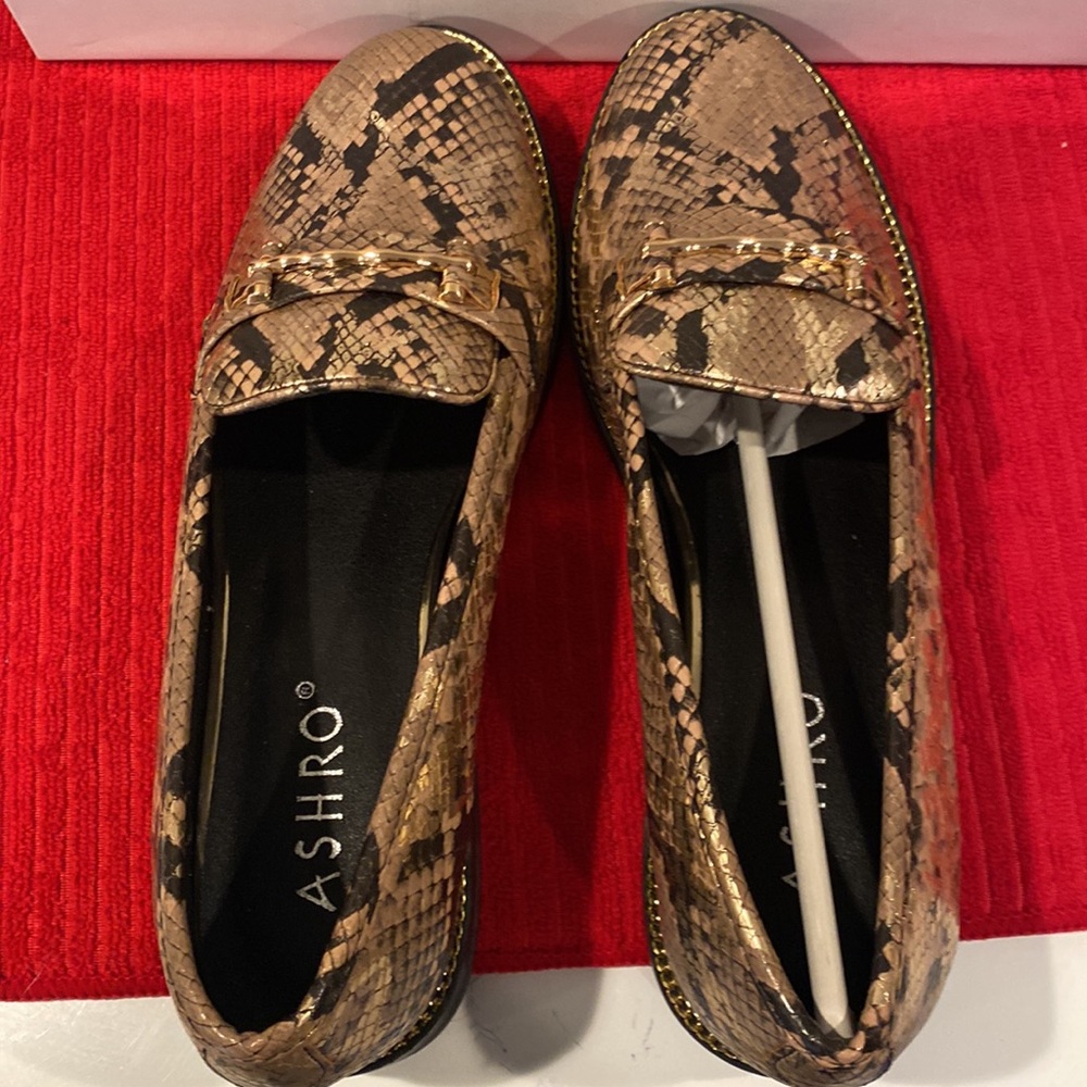 Ashton Shoes - Picture 3 of 6